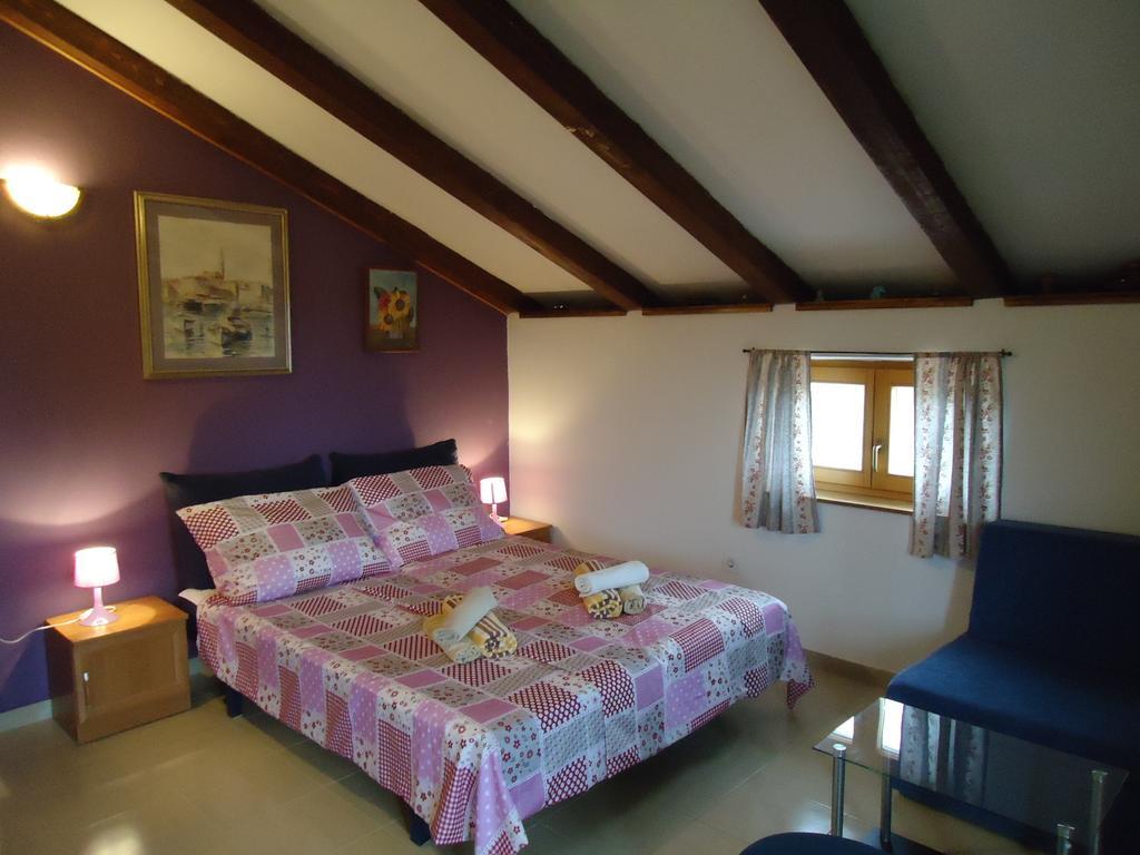 Studio Apartment Nera Rovinj Quarto foto